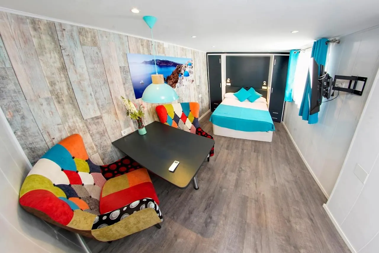 Sunsands Atico Playa76 Carihuela Torremolinos 0*,